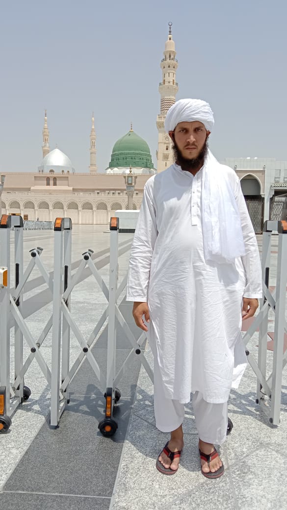 Masjid-an-Nabawi-entrance-dua-surah-blog.jpg